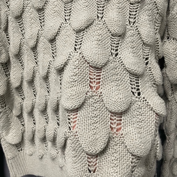 Funky Bubble Turtleneck Sweater- Gray size small - Picture 3 of 6